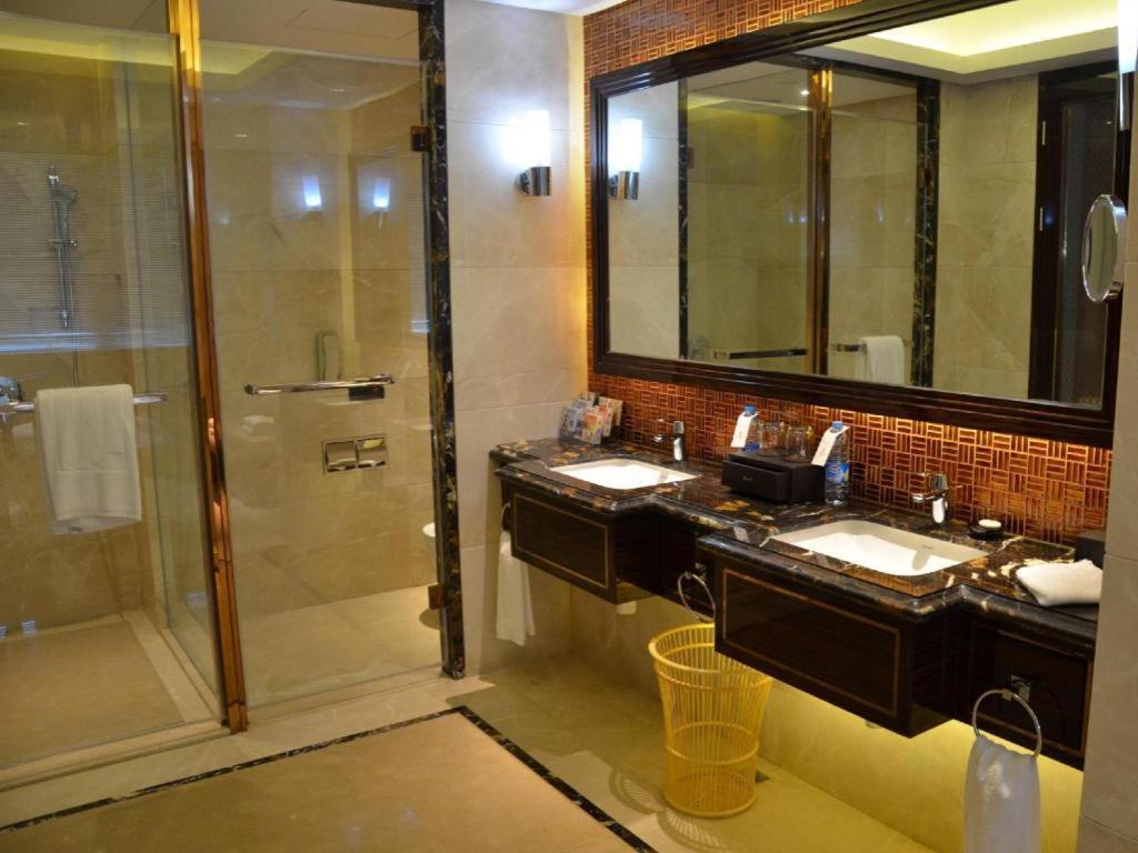 Jin Jiang Mingcheng Hotel Яньчен Екстер'єр фото